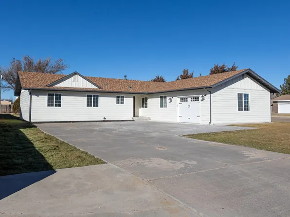 739 N Cheyenne St, Ulysses, KS 67880