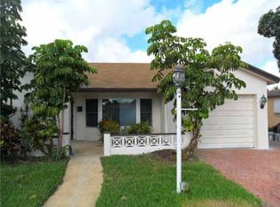 3941 NW 46th Way, Lauderdale Lakes, FL 33319