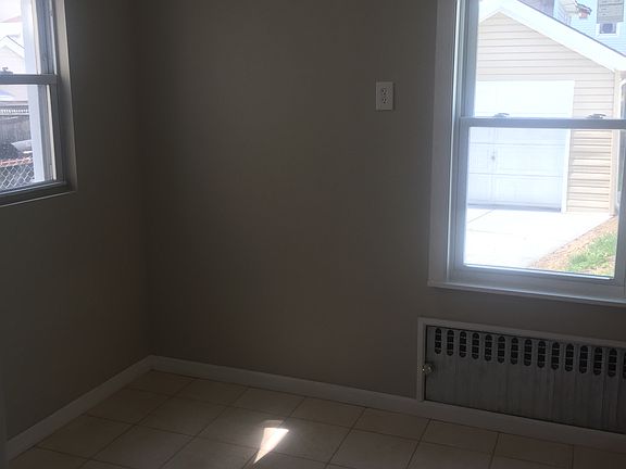 4th image of 11454 212th St