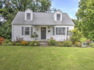 2105 W Waggoner St, Decatur, IL 62526