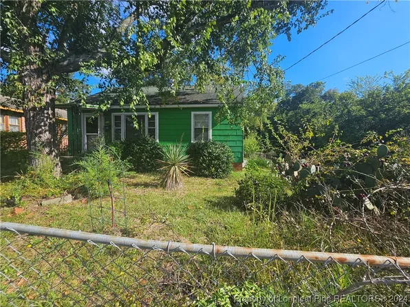 217 Campbell Ave, Fayetteville, NC 28301