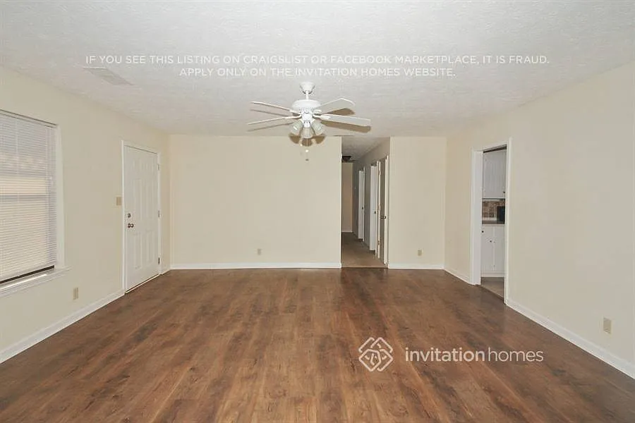 4292 Gravitt Pl Duluth, GA 30096 — Photo 2