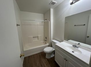 402 Noahs Rd #402, Pleasantville, NJ 08232