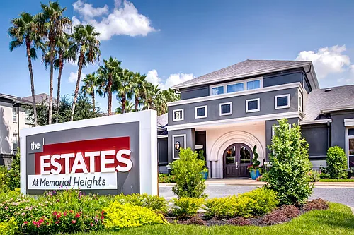 Estates at Memorial Heights Photo 1