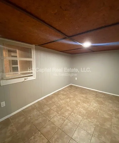 117 N Shamrock St #9 — Photo 3