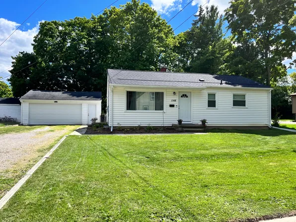 1148 Beech St, East Lansing, MI 48823