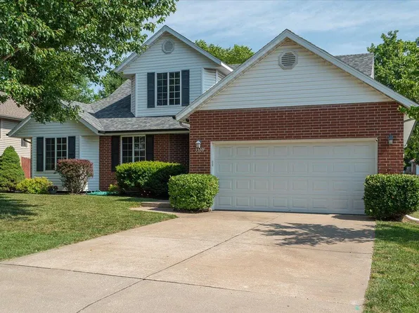 3339 E Cardinal Street, Springfield, MO 65804