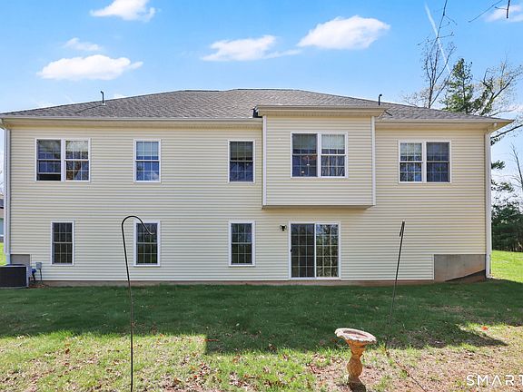 5th image of 5 Beaudry Lane