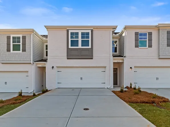 216 Sanctuary Dr, McDonough, GA 30253