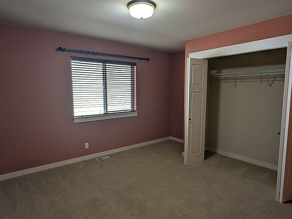 Massive 160 sqft room with closet
