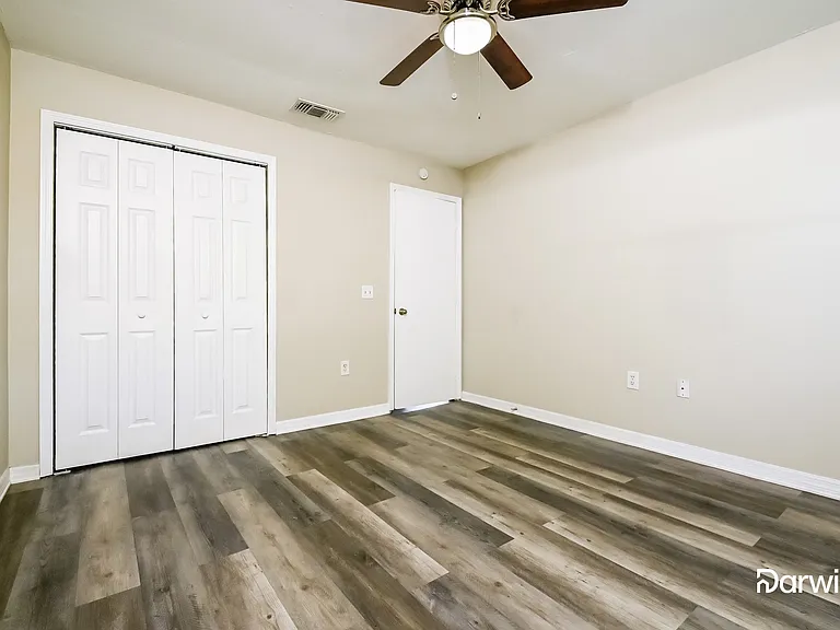 7986 Benjamin Dr — Photo 12