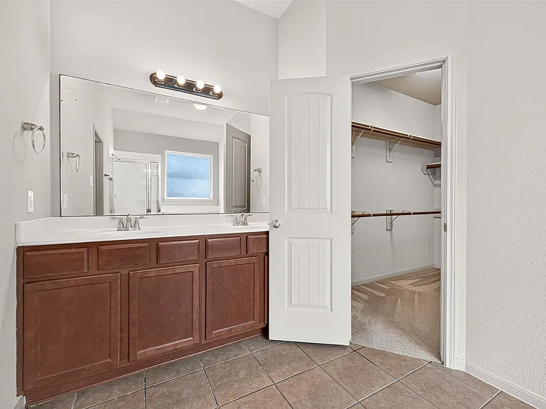 9214 Cavalier Ln — Photo 32