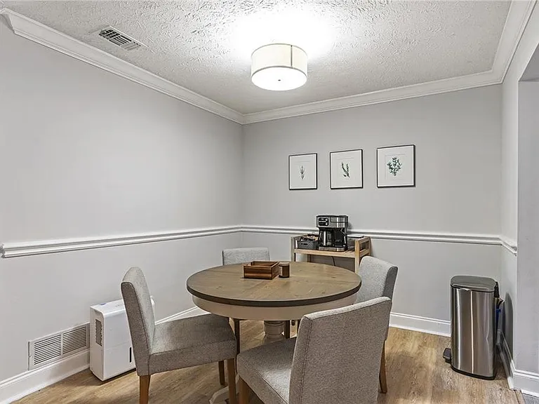 6800 Glenridge Dr #6820A — Photo 9
