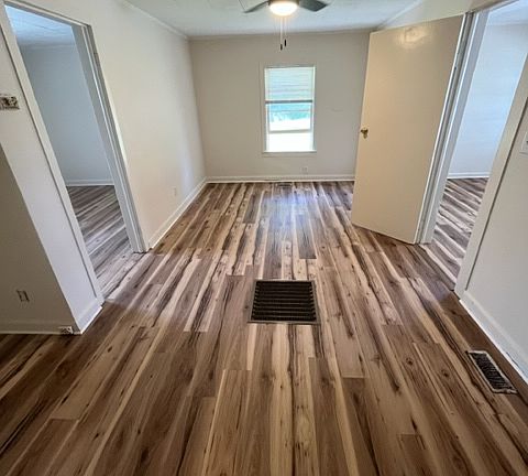 3rd image of 114 Cove St