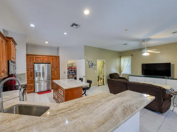 10370 NW 14th Place, Coral Springs, FL 33071