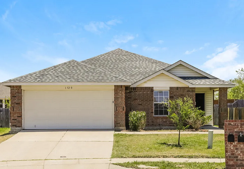 1520 Castle Ridge Rd
