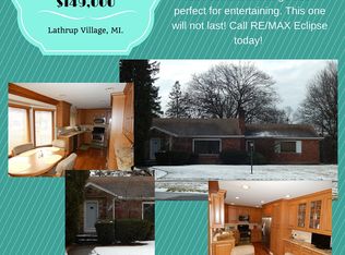 18659 Rainbow Dr, Lathrup Village, MI