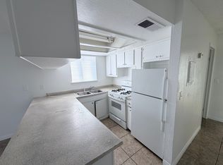 6995 Hopkins Dr APT 3, Las Vegas, NV 89156