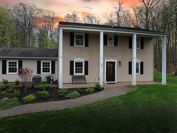 3rd image of 24 Green Valley Dr