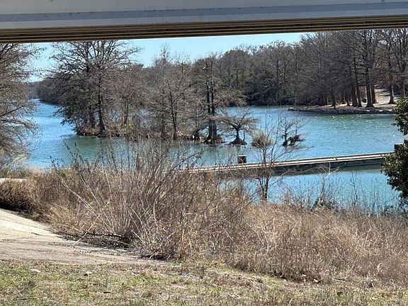 5th image of 3147/49 Riverside Dr