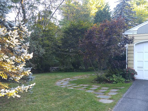 2nd image of 60 Meadow Dr