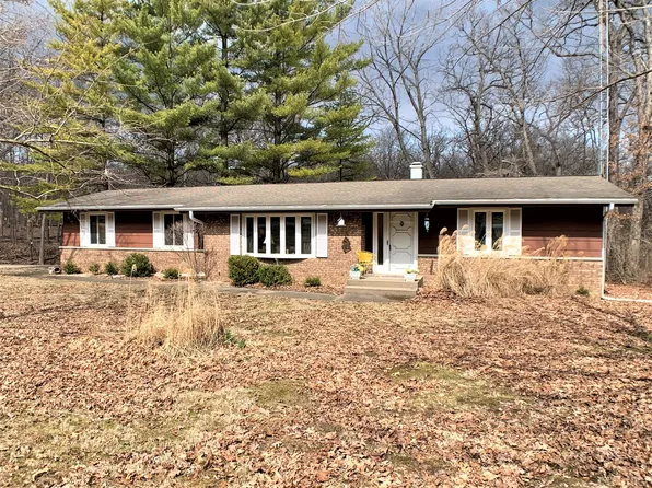 51 Lake Thunderbird Dr, Putnam, IL 61560