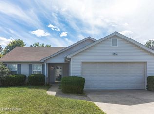 10617 Irvin Pines Dr, Louisville, KY 40229