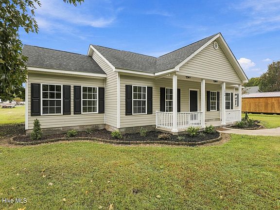 2nd image of 1036 Scott Road