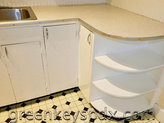 Curved shelves