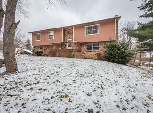1297 W Nimisila Rd, Clinton, OH 44216