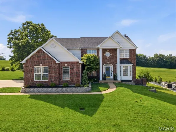 444 Eagle Pointe Landing Dr, Eureka, MO 63025