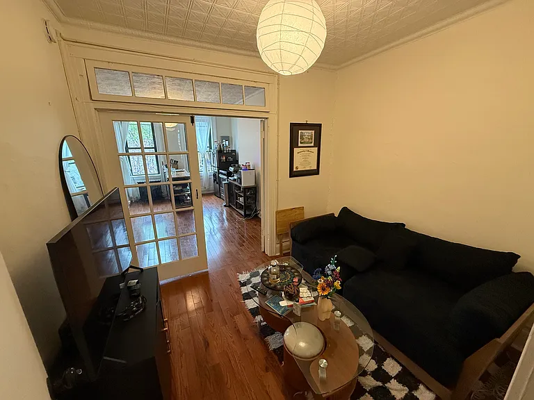 97 Montrose Ave #3R — Photo 3