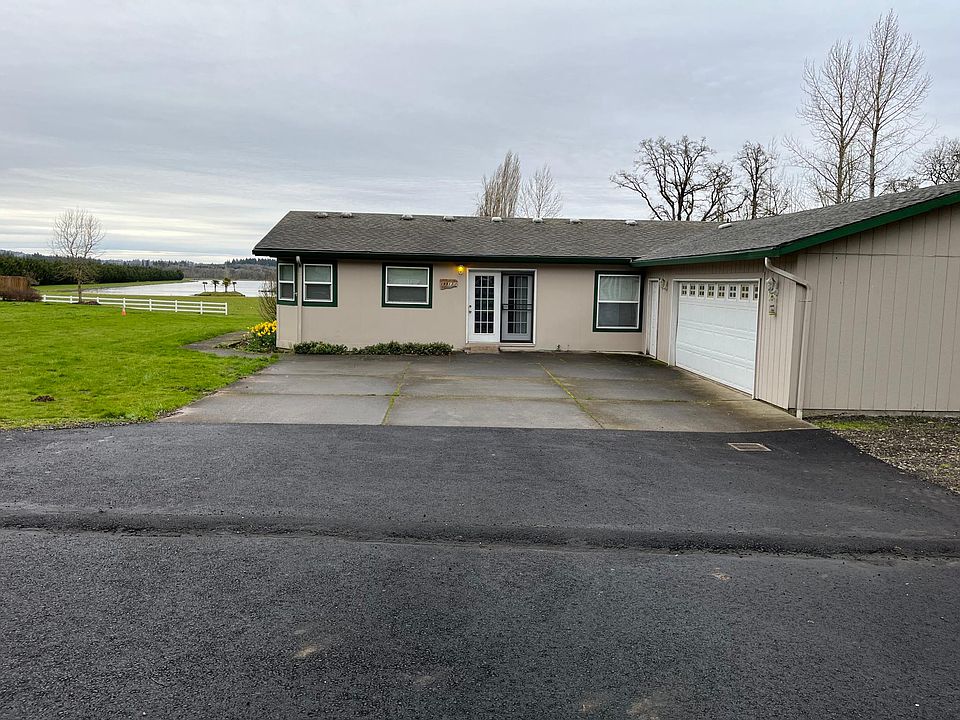 1st image of 19913-2 NE 43rd Ct
