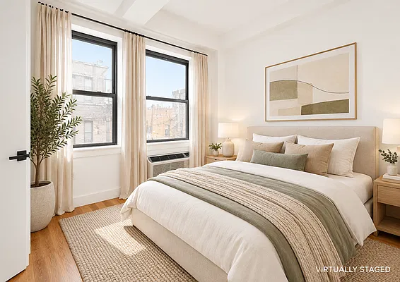 Bedroom, photo 2