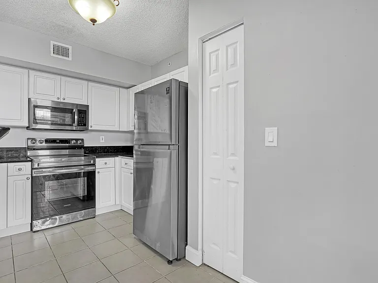 651 Okeechobee Blvd #403 — Photo 17