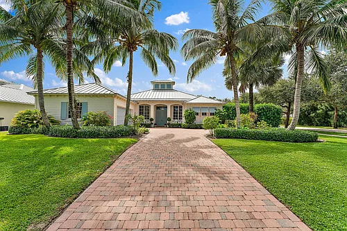 4 Tradewinds Cir Photo 1