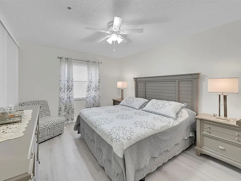 5133 Brisata Cir #P — Photo 11