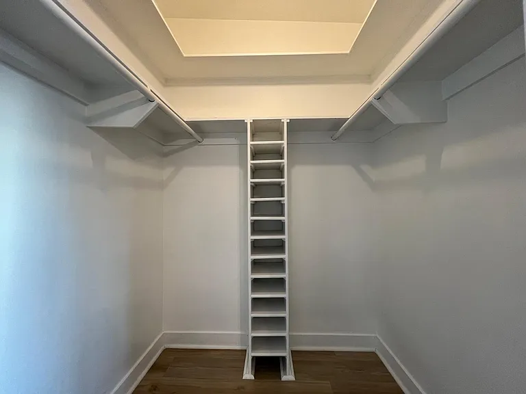 324 Stanford St — Photo 10