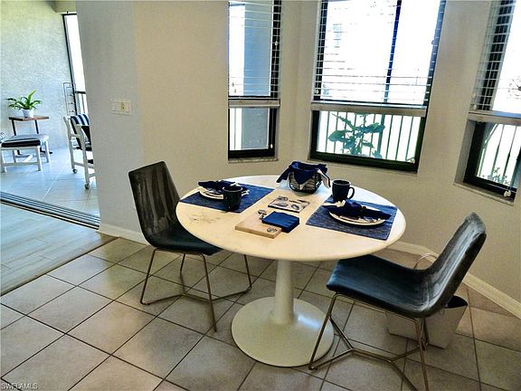 4th image of 12625 Fox Ridge DR #1202