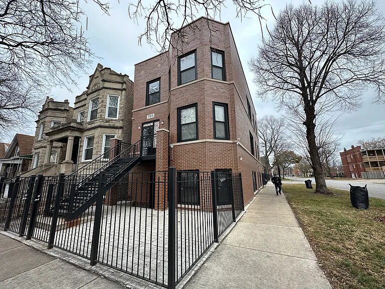 701 N Saint Louis Ave #2 — Photo 14