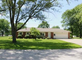1731 Willer Dr N, Quincy, IL 62305