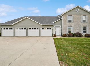 6305 Greenbriar Ln SW UNIT B, Cedar Rapids, IA 52404