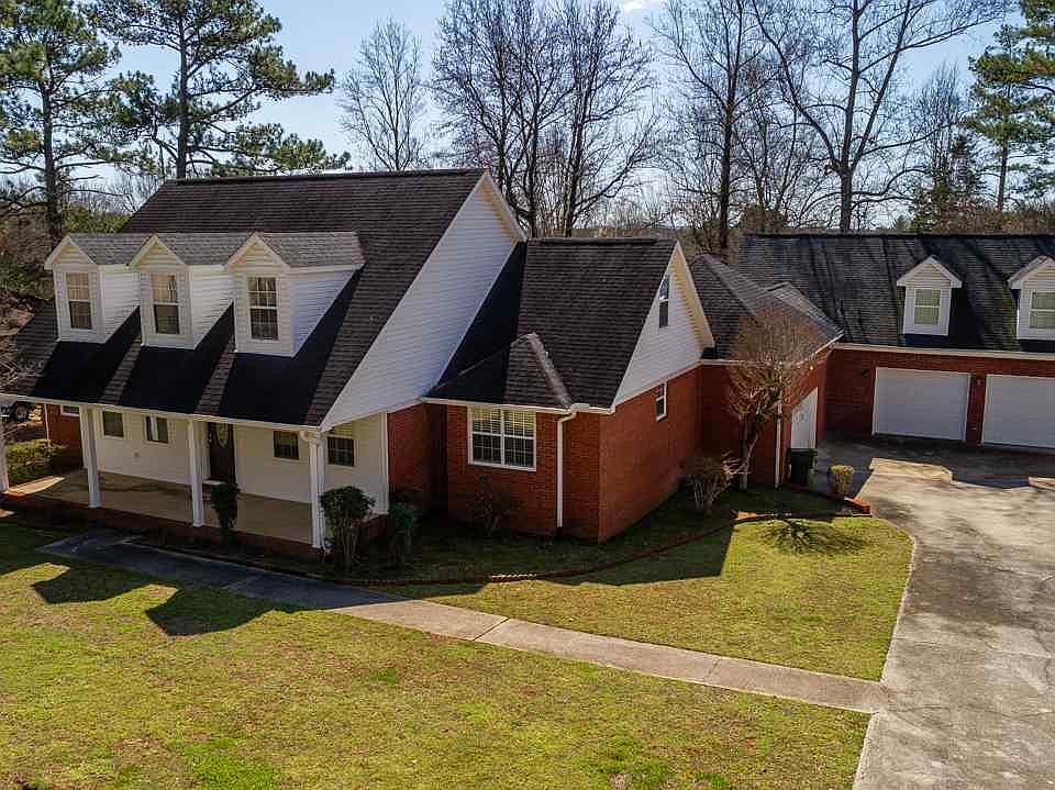 1st image of 204 Stone Valley Dr