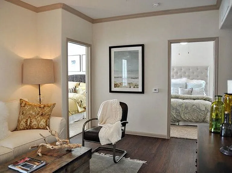 The Waterford at Summer Park — Photo 18