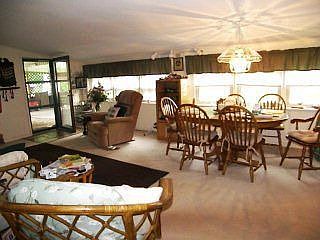 5th image of 371 Rayfield Acres Dr