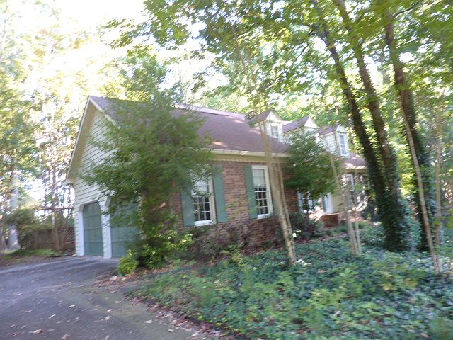 2nd image of 270 Creekview Trl