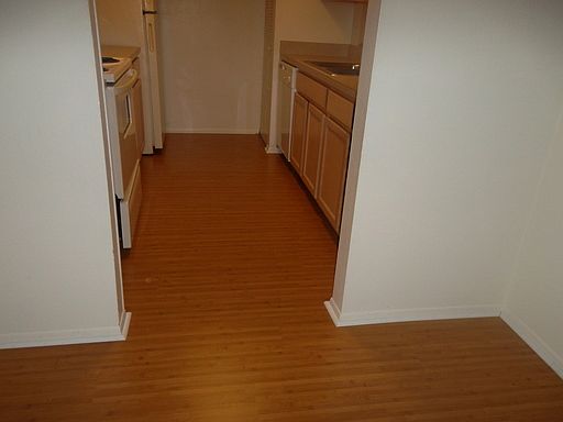 4th image of 5400 26th St W APT E85