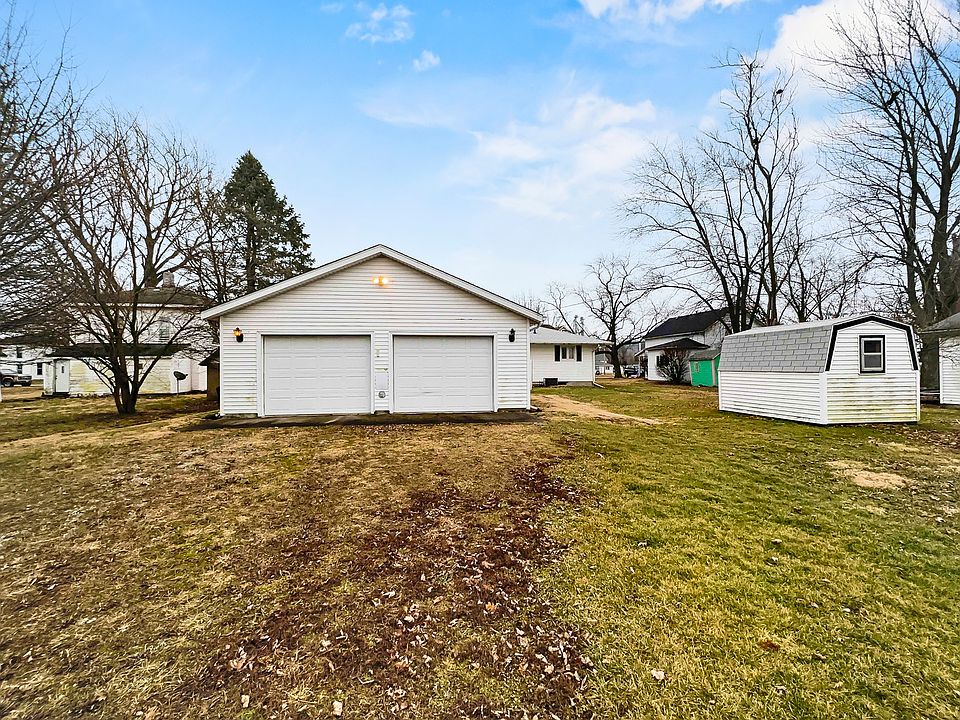 29 W Oak St, Piper City, IL 60959 Zillow