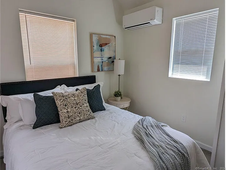1187 N Broad St #9 — Photo 6