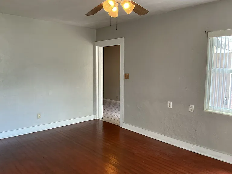 721 E Lowell St — Photo 11